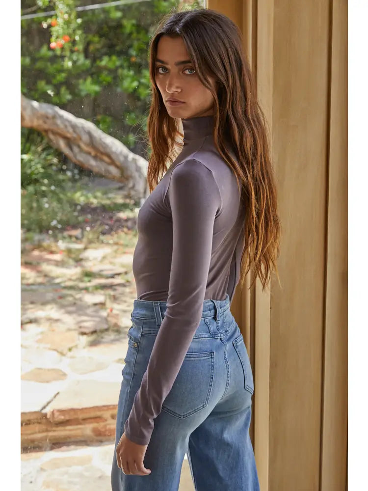 Knit Seamless Mock Neck Long Sleeve Bodysuit